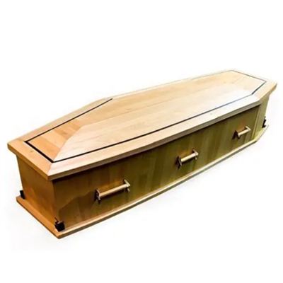 Cercueil en bois de pin surdimensionné en style russe